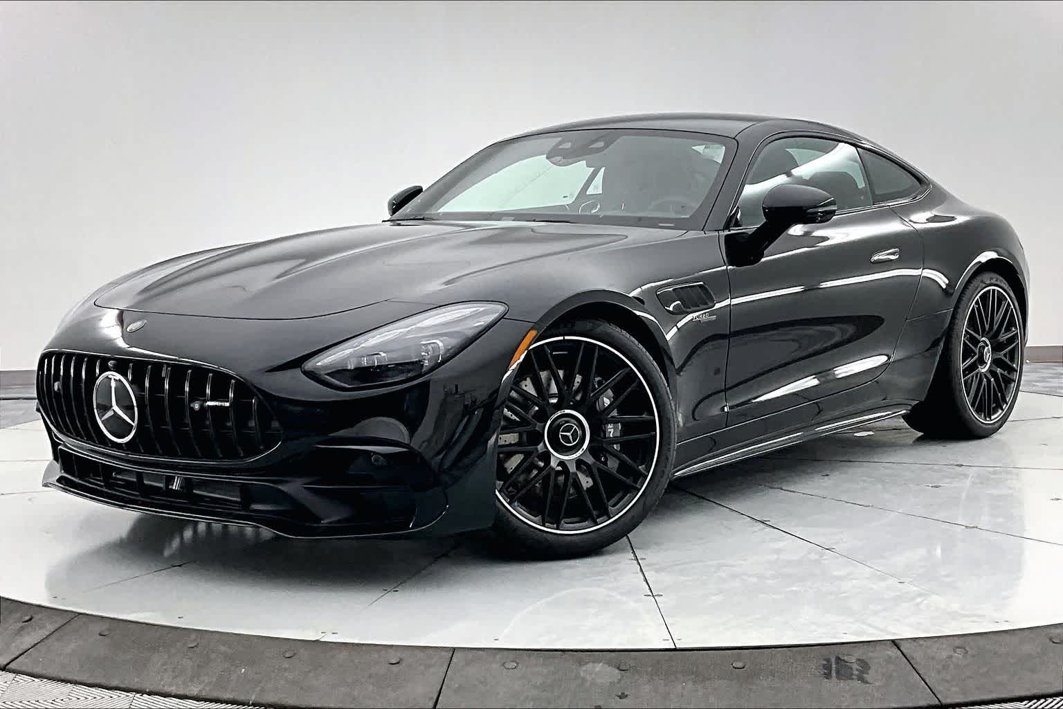 2026 Mercedes-Benz AMG GT Coupe 43's photo