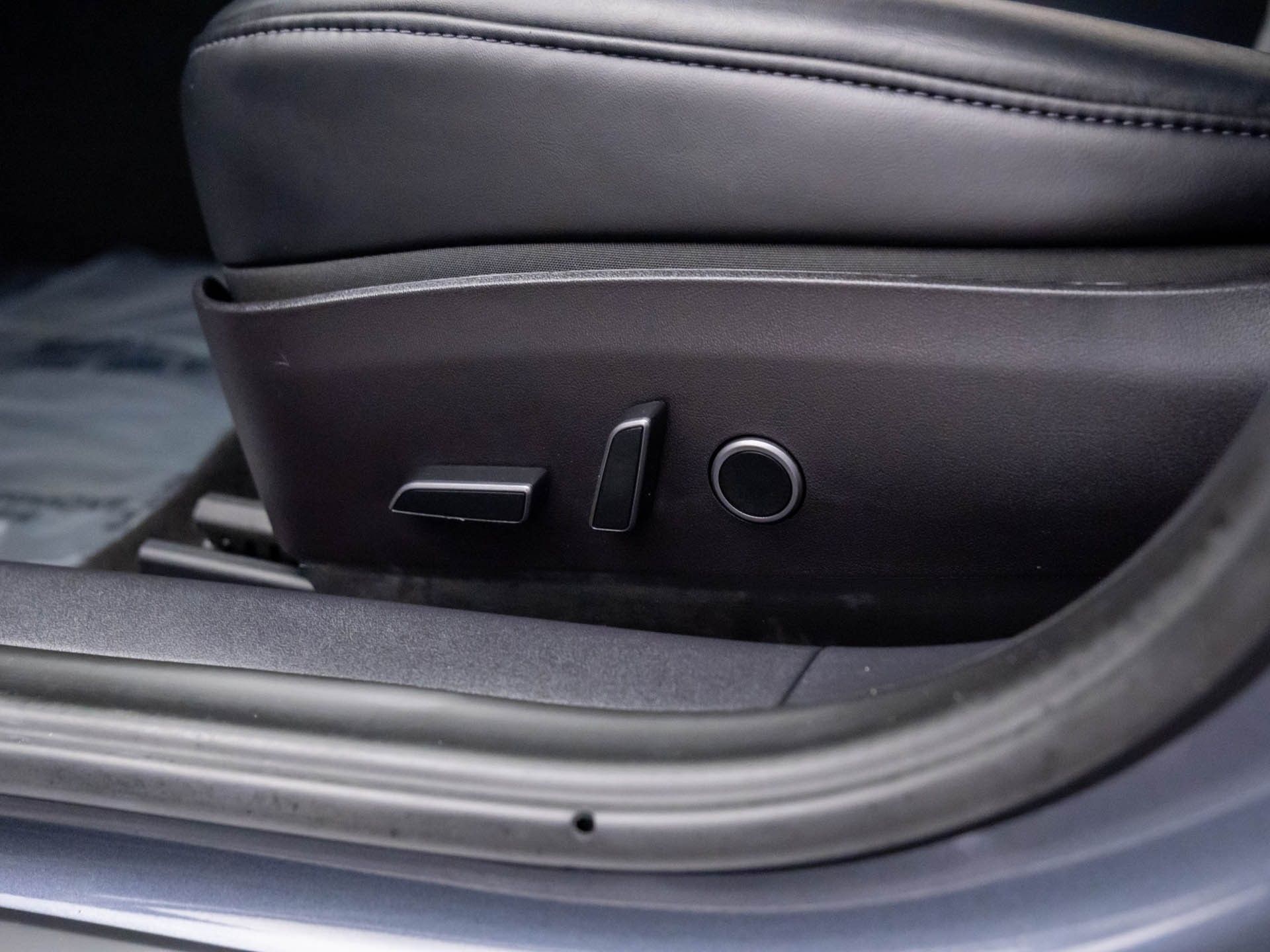 2022 Tesla Model 3 Long Range photo 12
