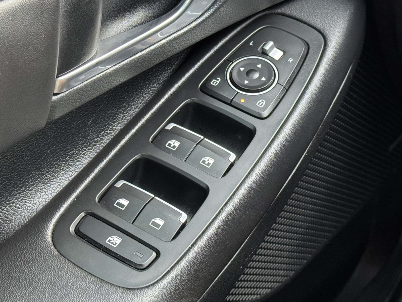 2022 Hyundai Sonata Hybrid SEL photo 24