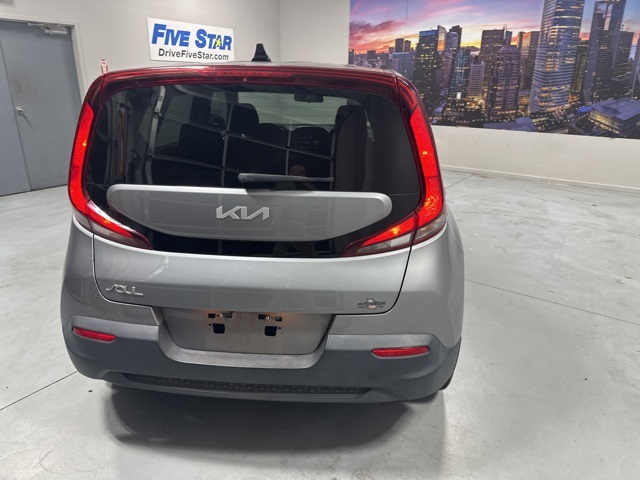 2022 Kia Soul LX photo 4