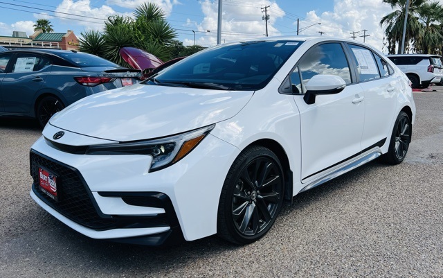 2024 Toyota Corolla SE photo 3