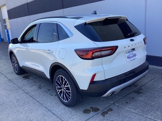 2023 Ford Escape Plug-In Hybrid Base photo 9