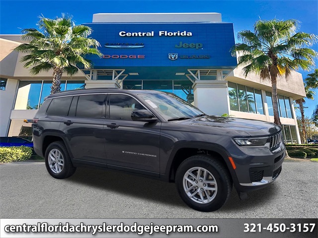 2025 Jeep Grand Cherokee L Laredo's photo