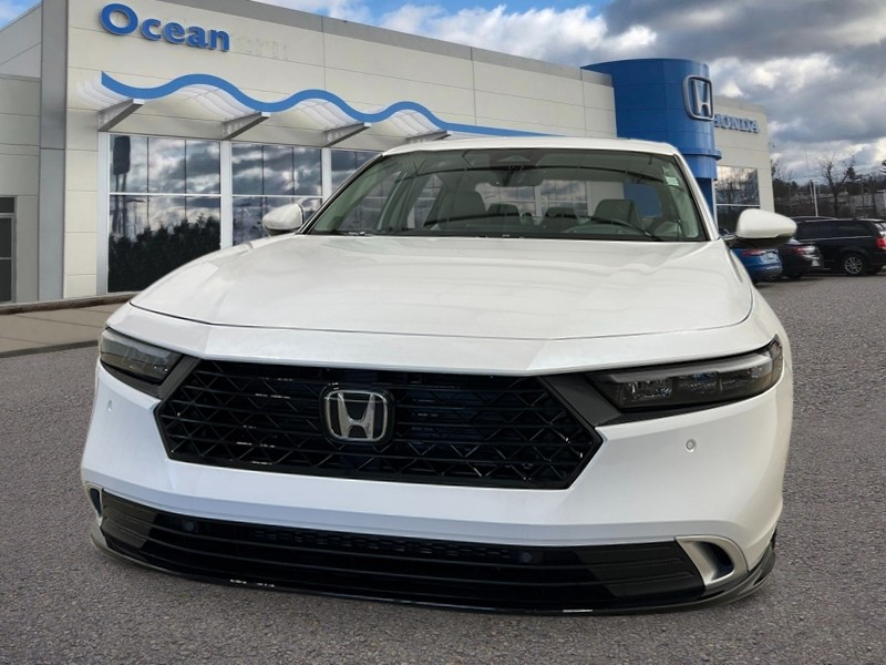 2025 Honda Accord Hybrid Touring photo 8
