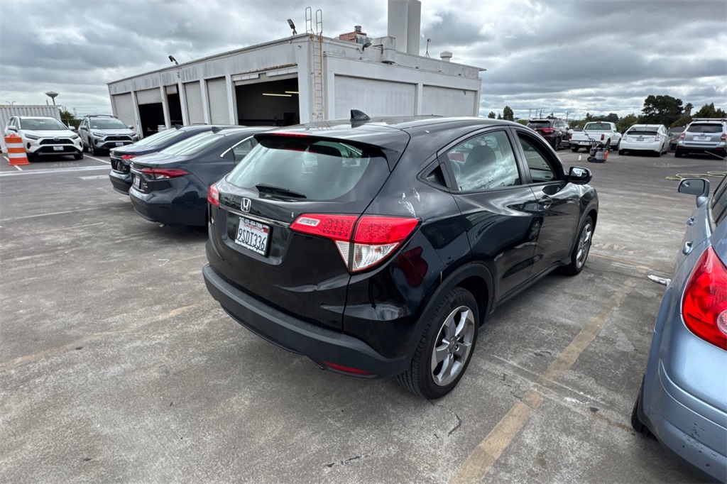 2021 Honda HR-V LX photo 3