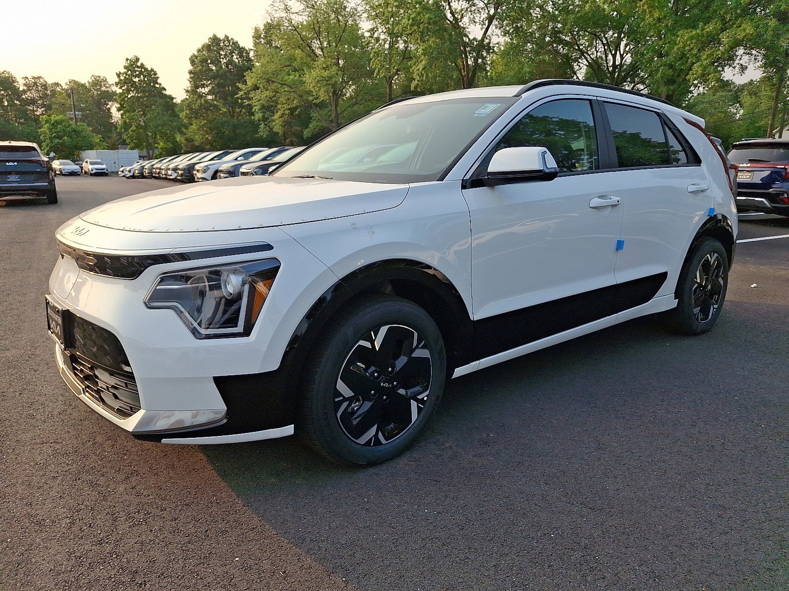 2025 Kia Niro EV Wind photo 2