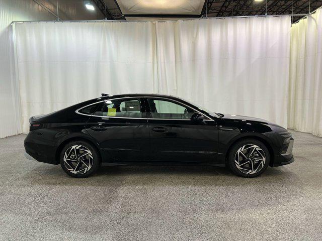 2025 Hyundai Sonata SEL Convenience photo 3