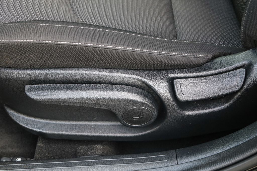 2023 Kia Forte LXS photo 22