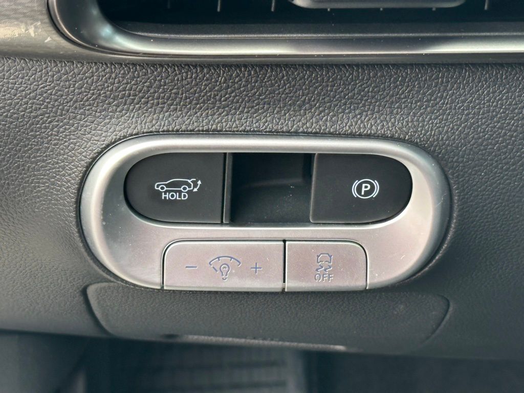 2025 Genesis GV60 Advanced AWD photo 19