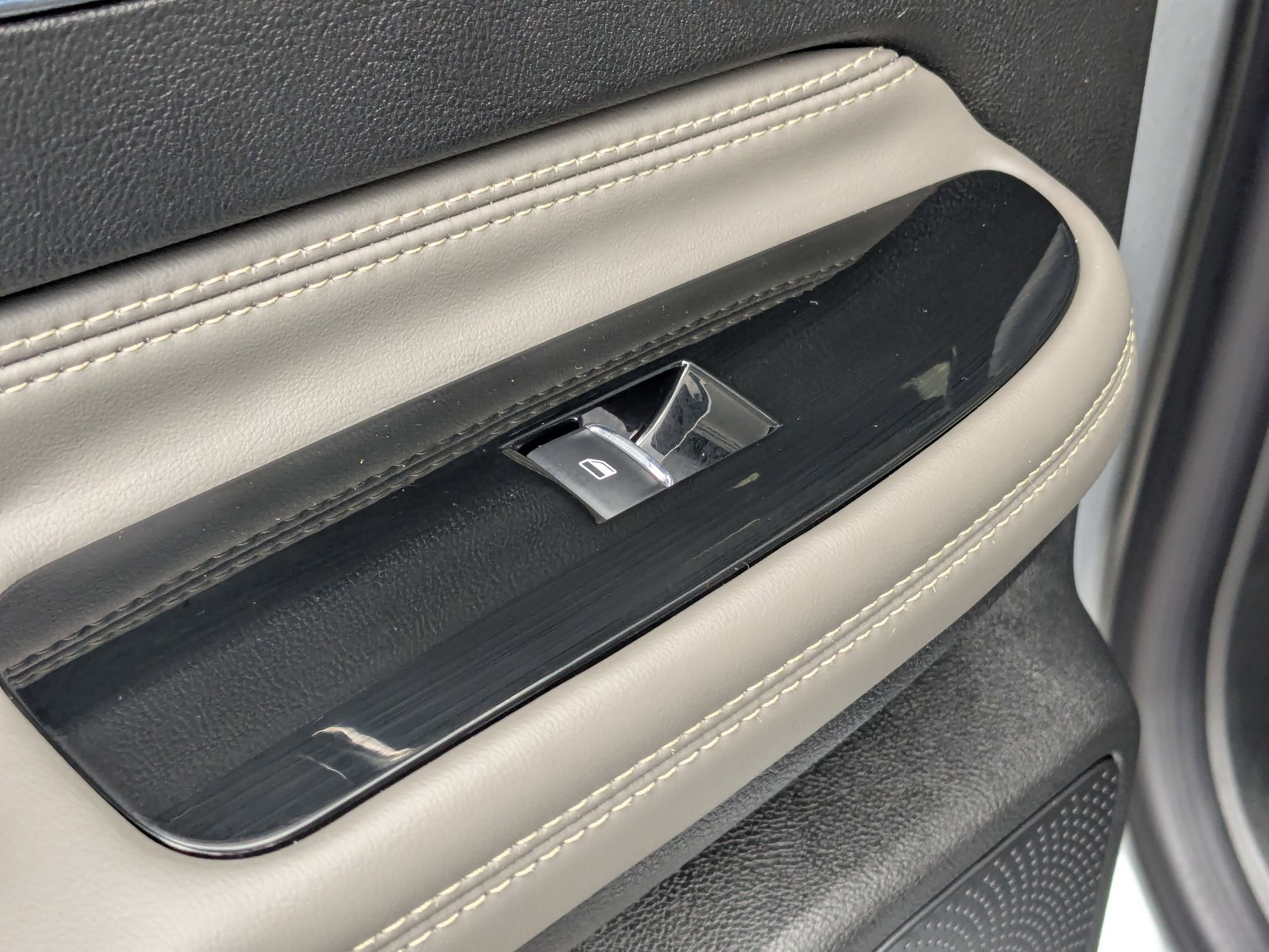 2024 Lincoln Corsair Grand Touring photo 23