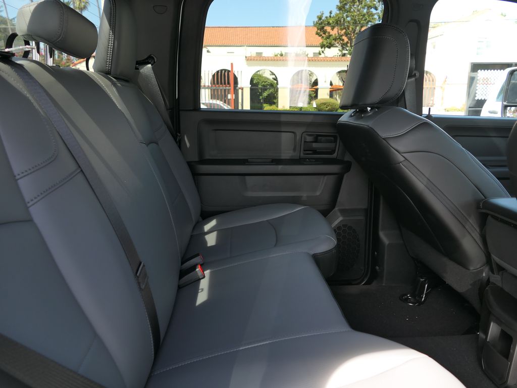 2026 Ram 3500 Tradesman photo 18