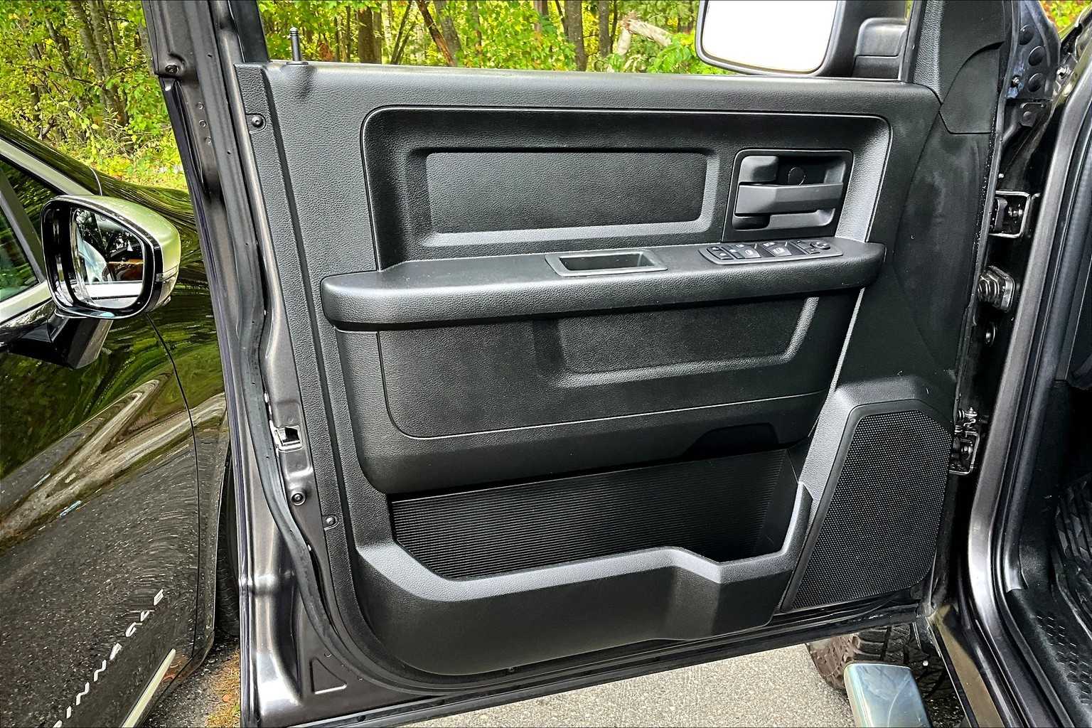 2022 Ram 2500 Tradesman photo 19