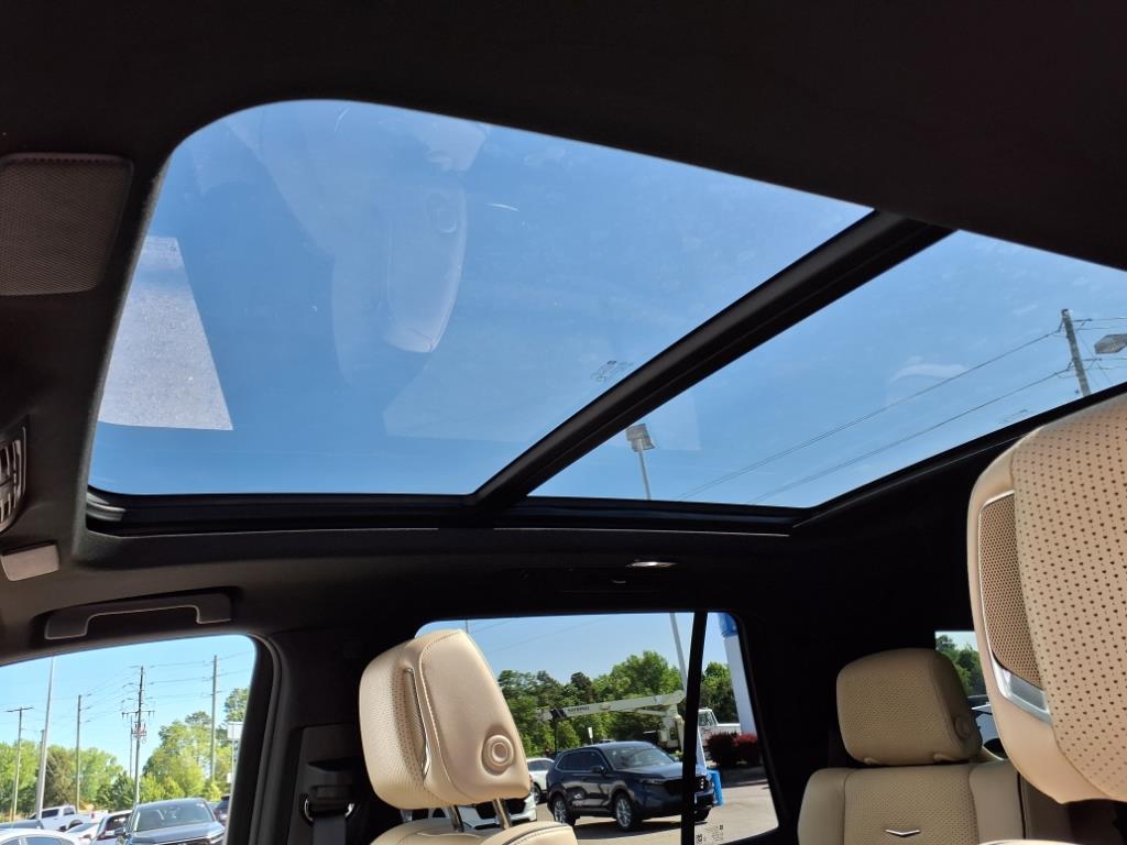 2021 Cadillac Escalade Premium Luxury photo 9