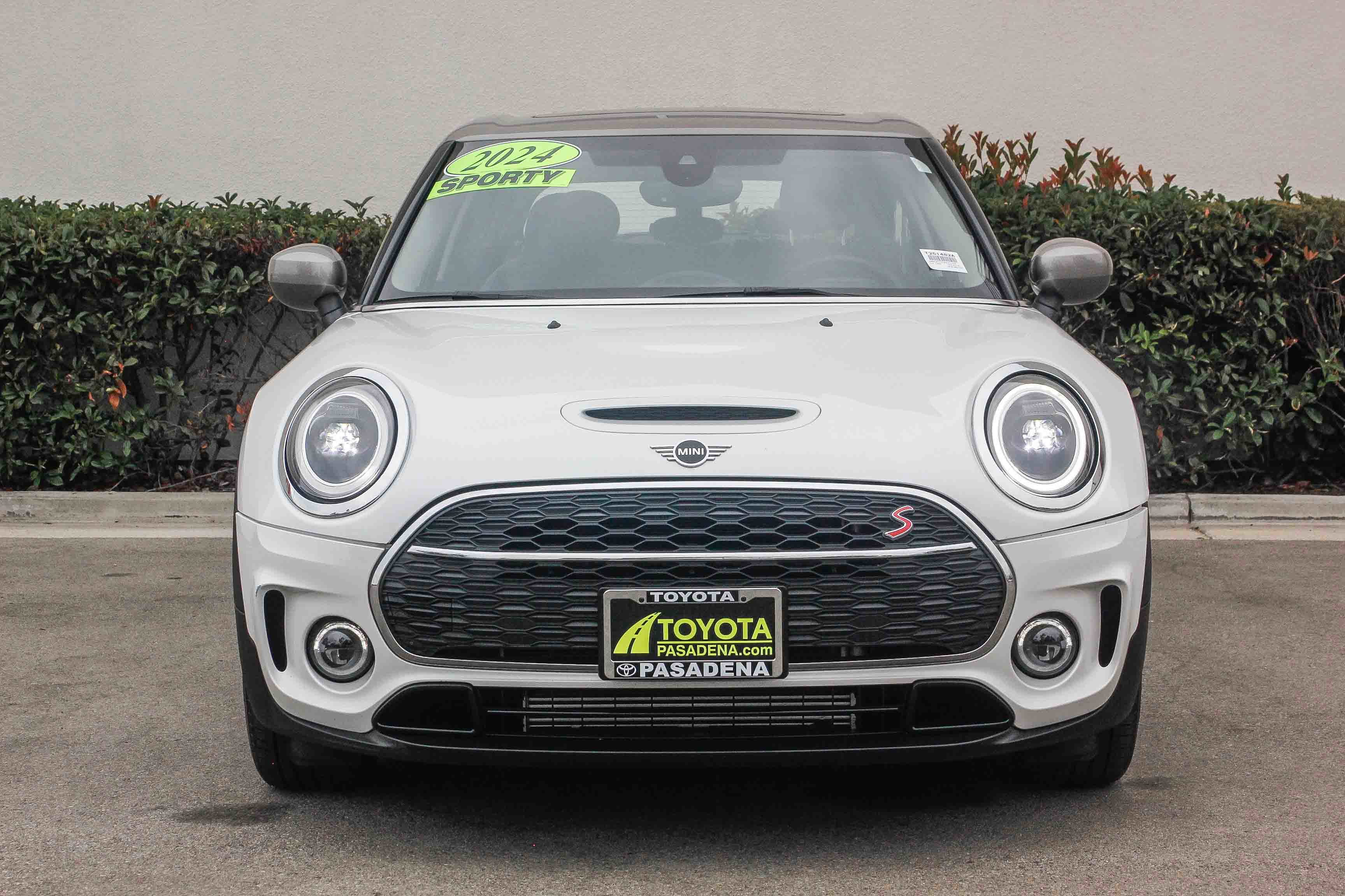 2024 Mini Clubman Base S photo 2