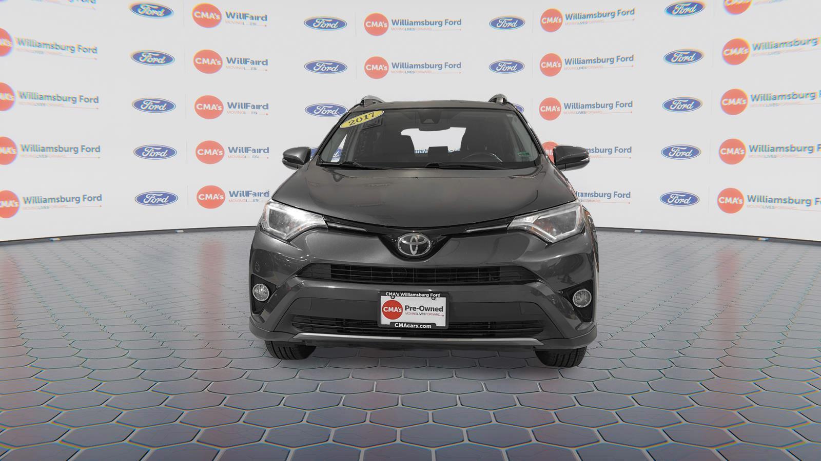 2017 Toyota RAV4 XLE photo 2