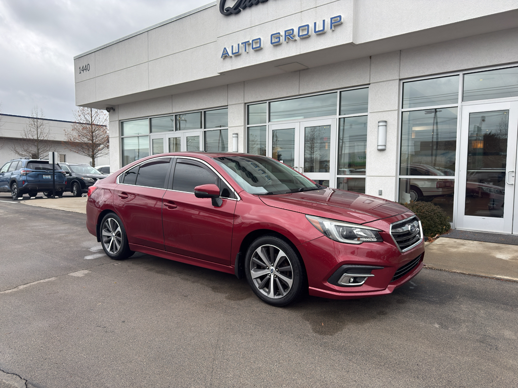 2018 Subaru Legacy Limited's photo