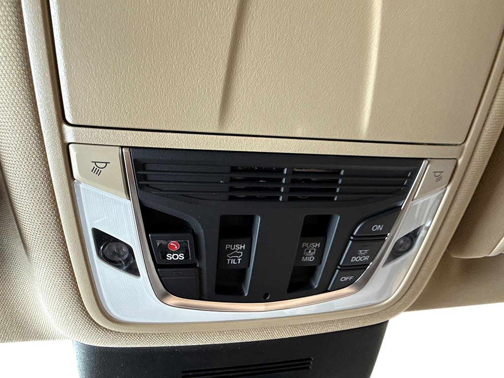 2026 Acura MDX SH-AWD photo 13