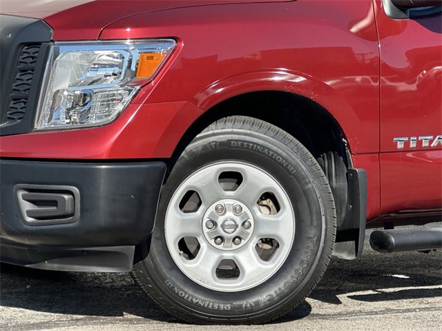 2017 Nissan Titan S photo 7