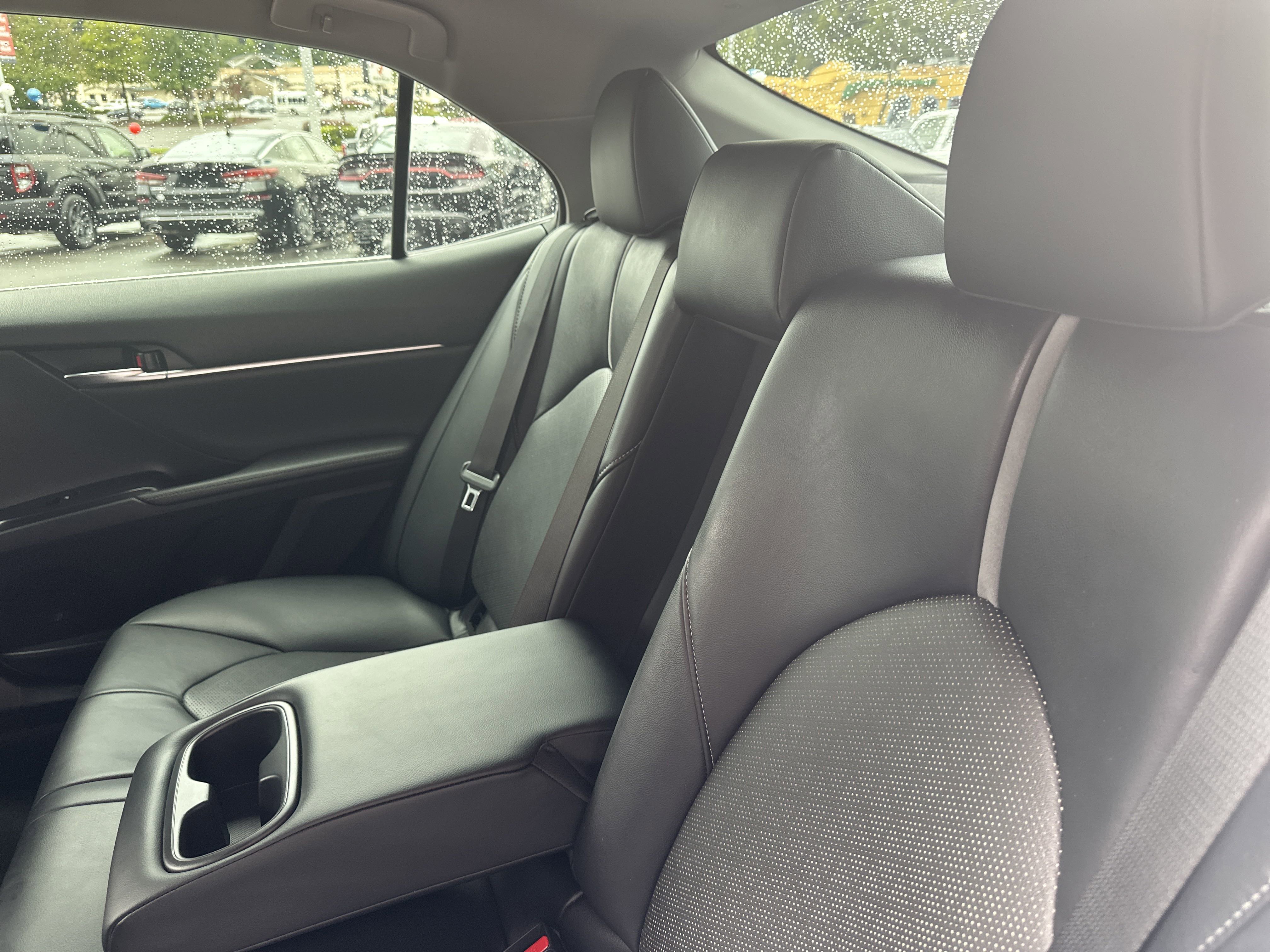 2020 Toyota Camry XSE photo 12