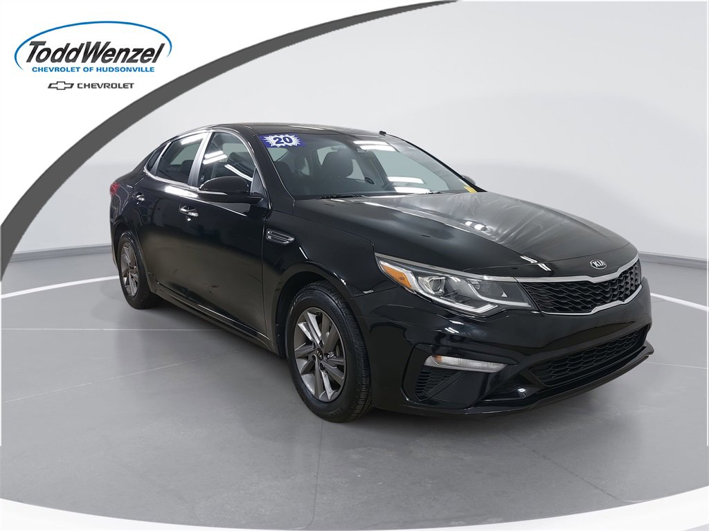 2020 Kia Optima LX's photo
