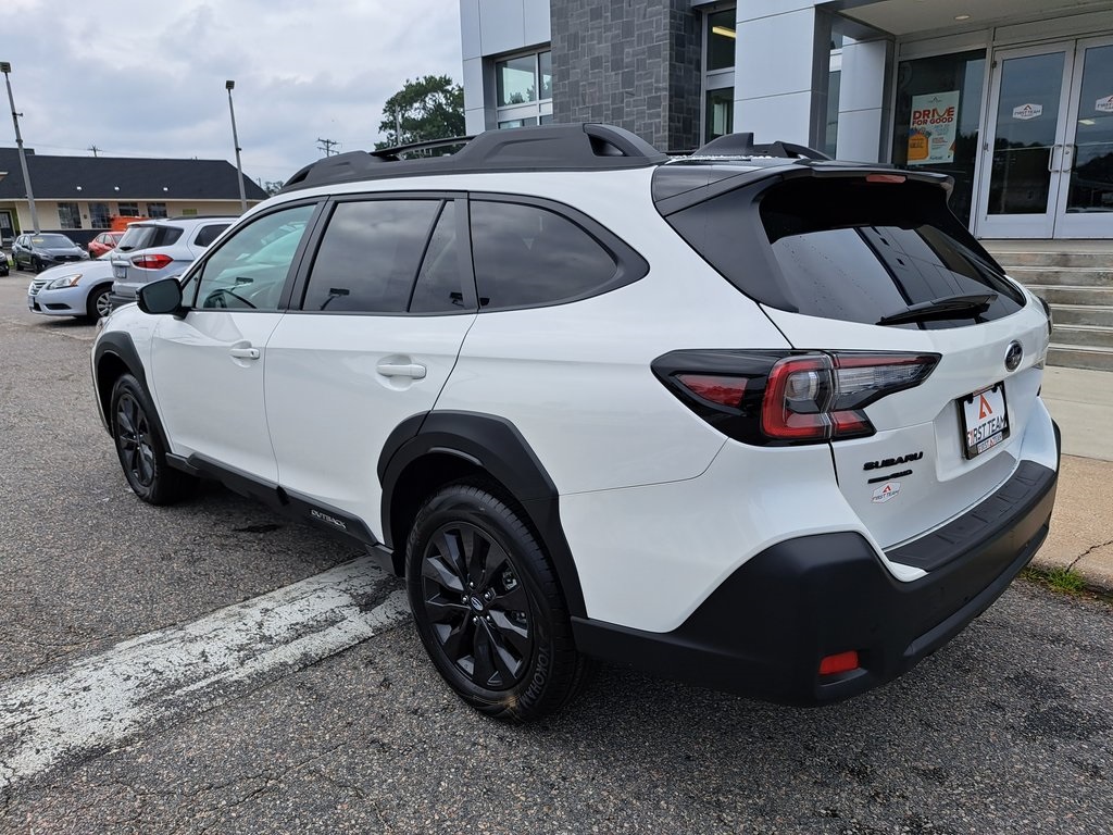 2025 Subaru Outback Onyx Edition photo 2