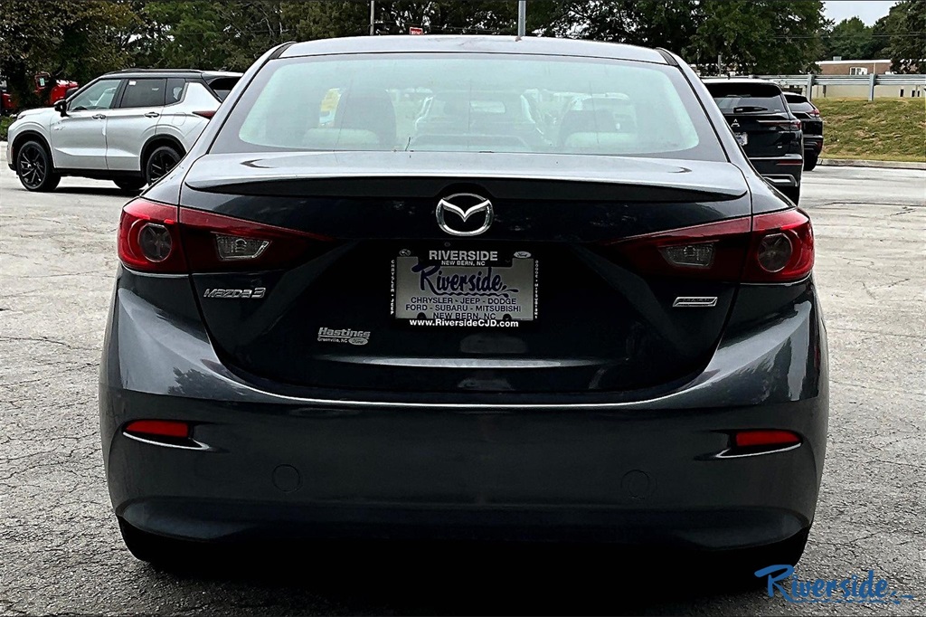 2015 Mazda Mazda3 Touring photo 5