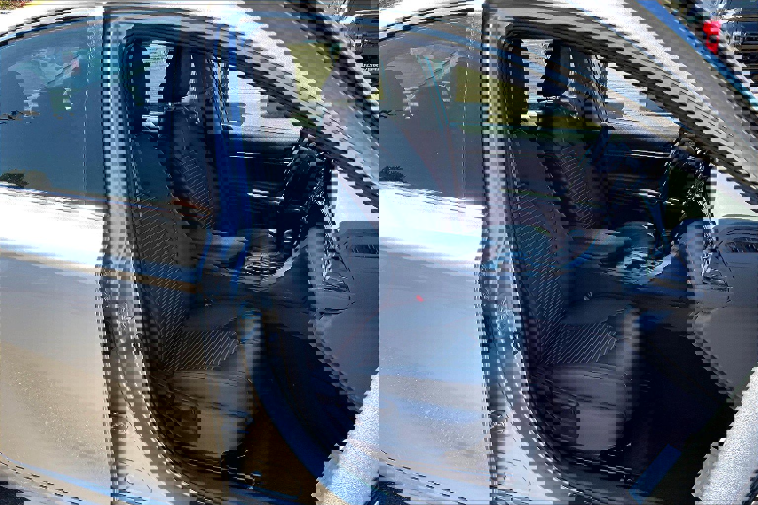 2022 Toyota Camry SE photo 6