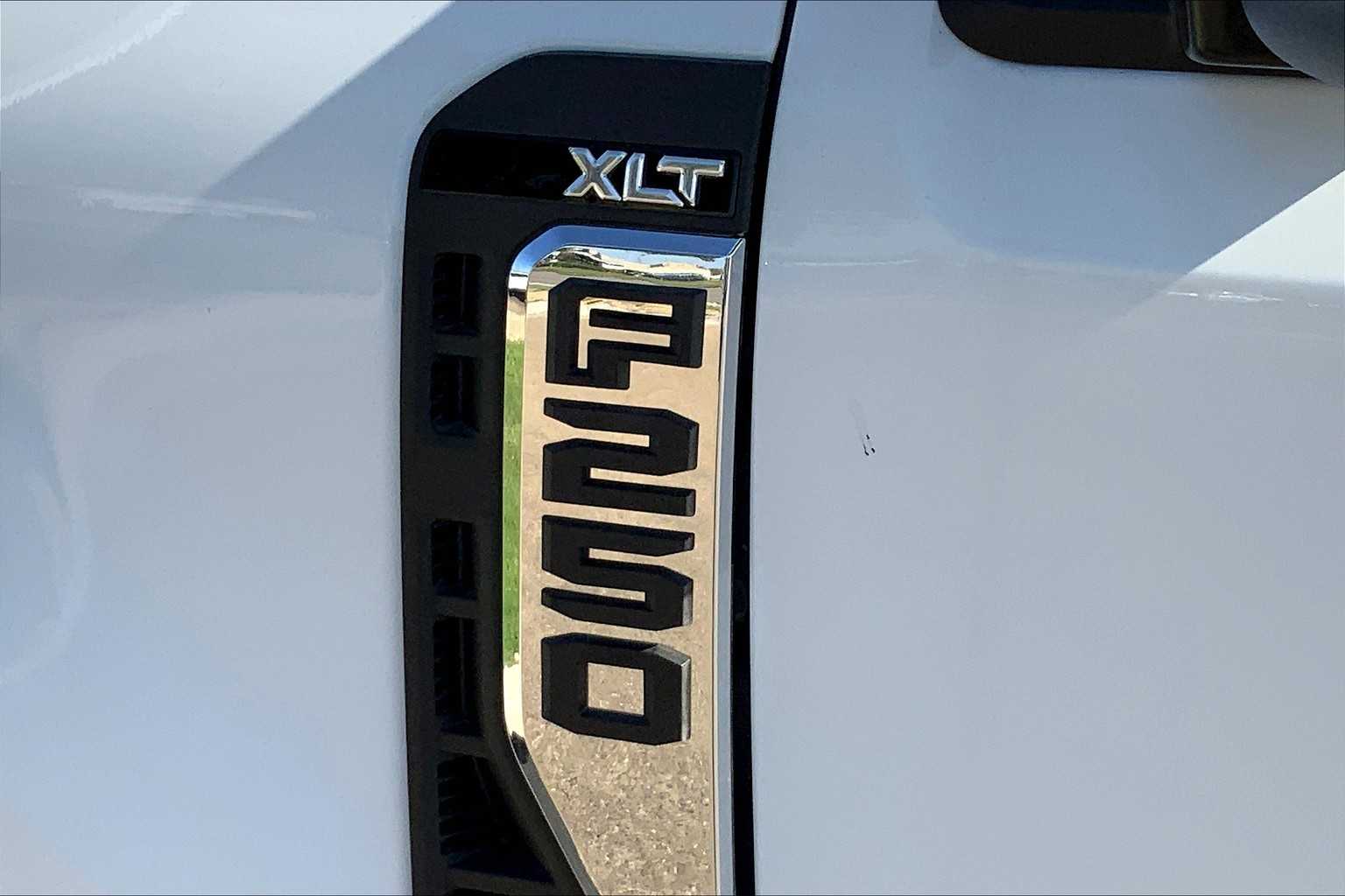 2025 Ford F-250 XLT photo 15