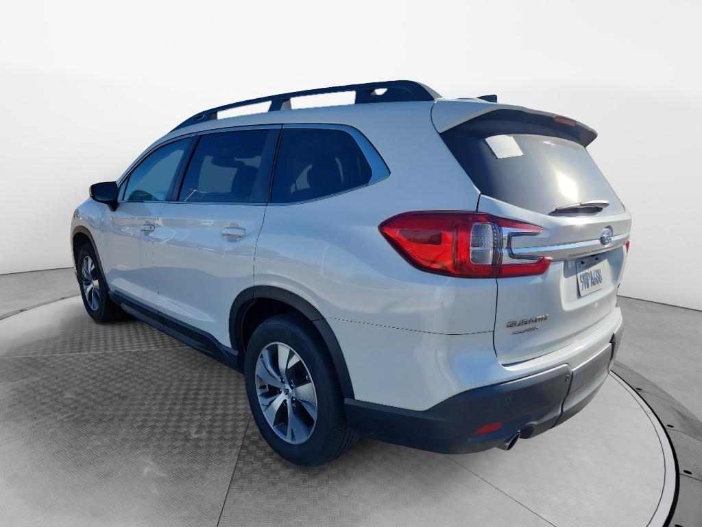 2024 Subaru Ascent Premium photo 3