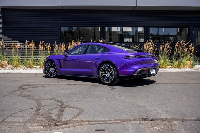 2025 Porsche Taycan 4 photo 3