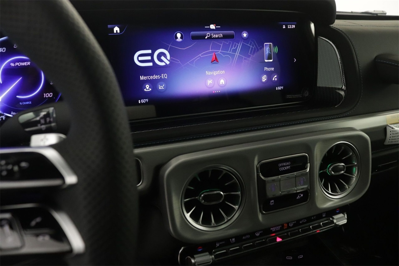 2025 Mercedes Benz G photo 5