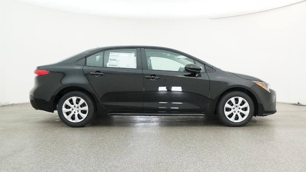 2025 Toyota Corolla LE photo 26