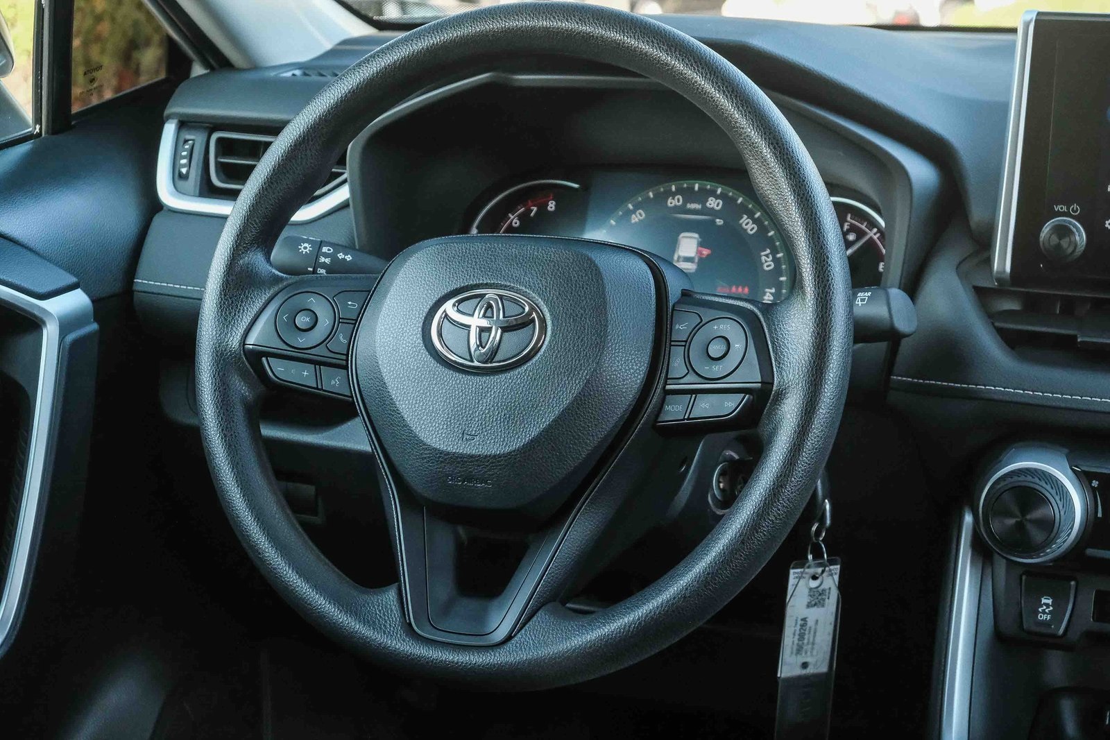 2025 Toyota RAV4 LE photo 14