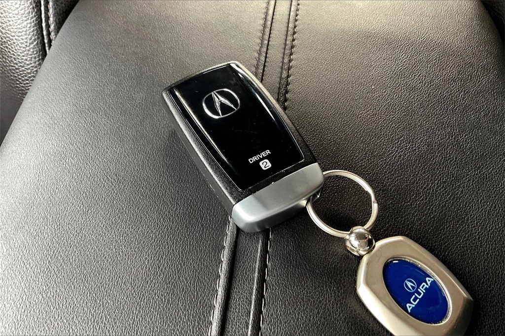 2015 Acura TLX Base photo 10