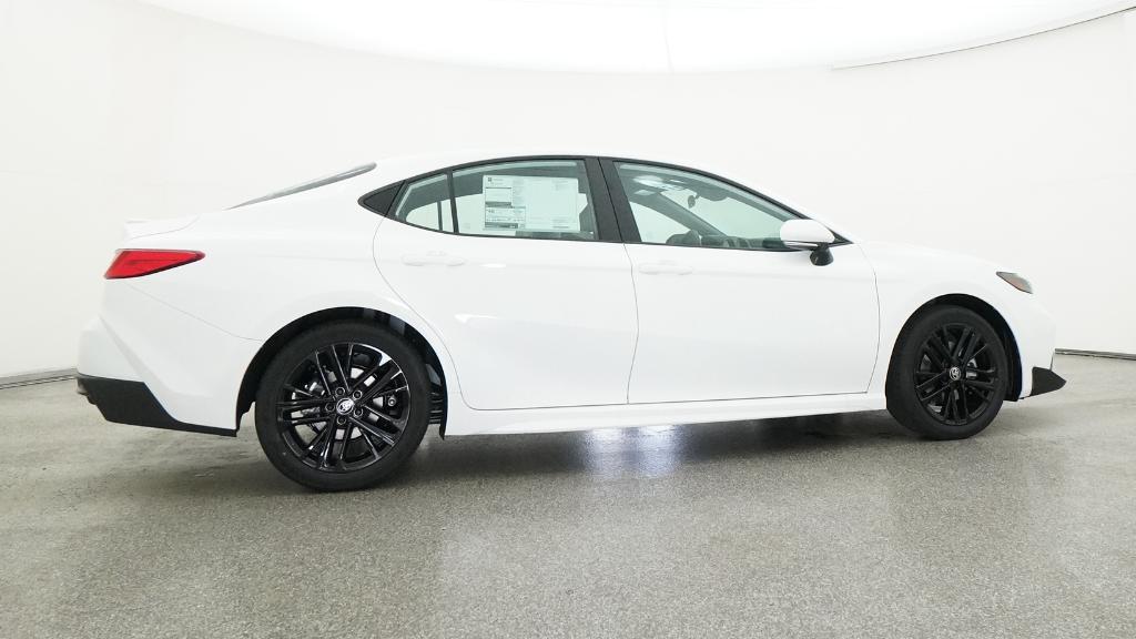 2026 Toyota Camry SE photo 23