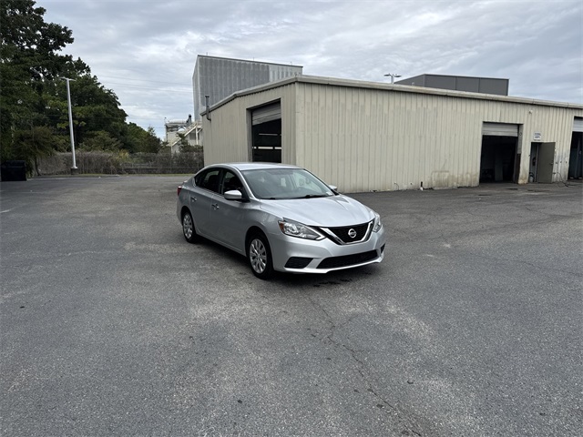 2017 Nissan Sentra SV photo 3