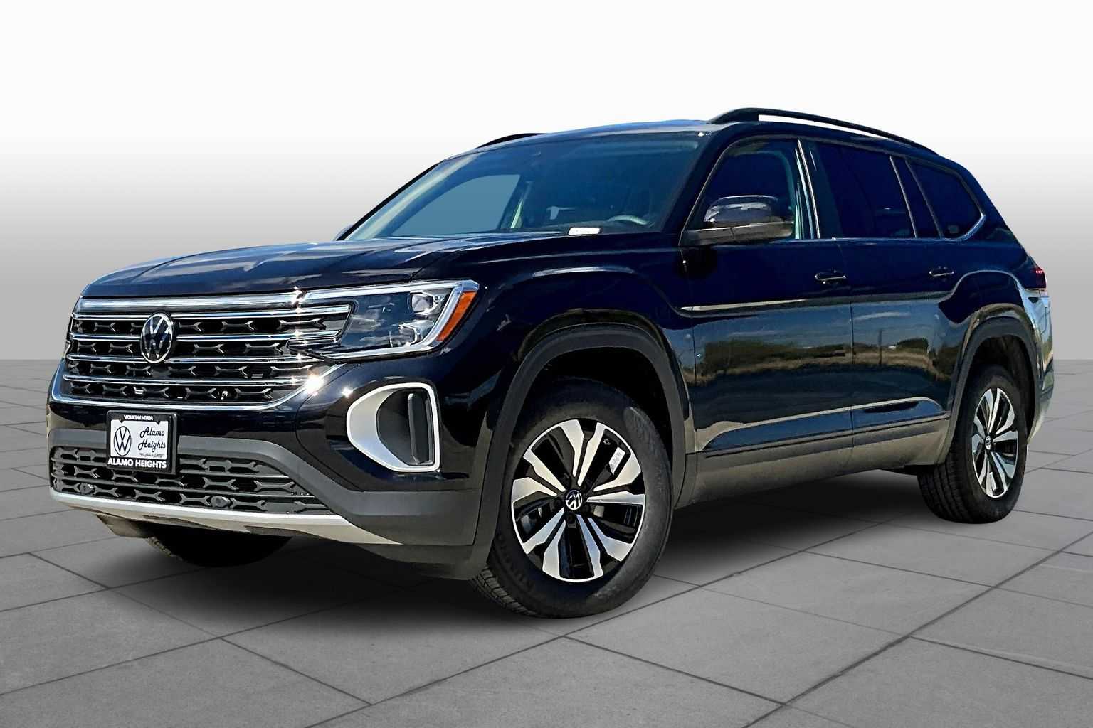 2026 Volkswagen Atlas SE's photo