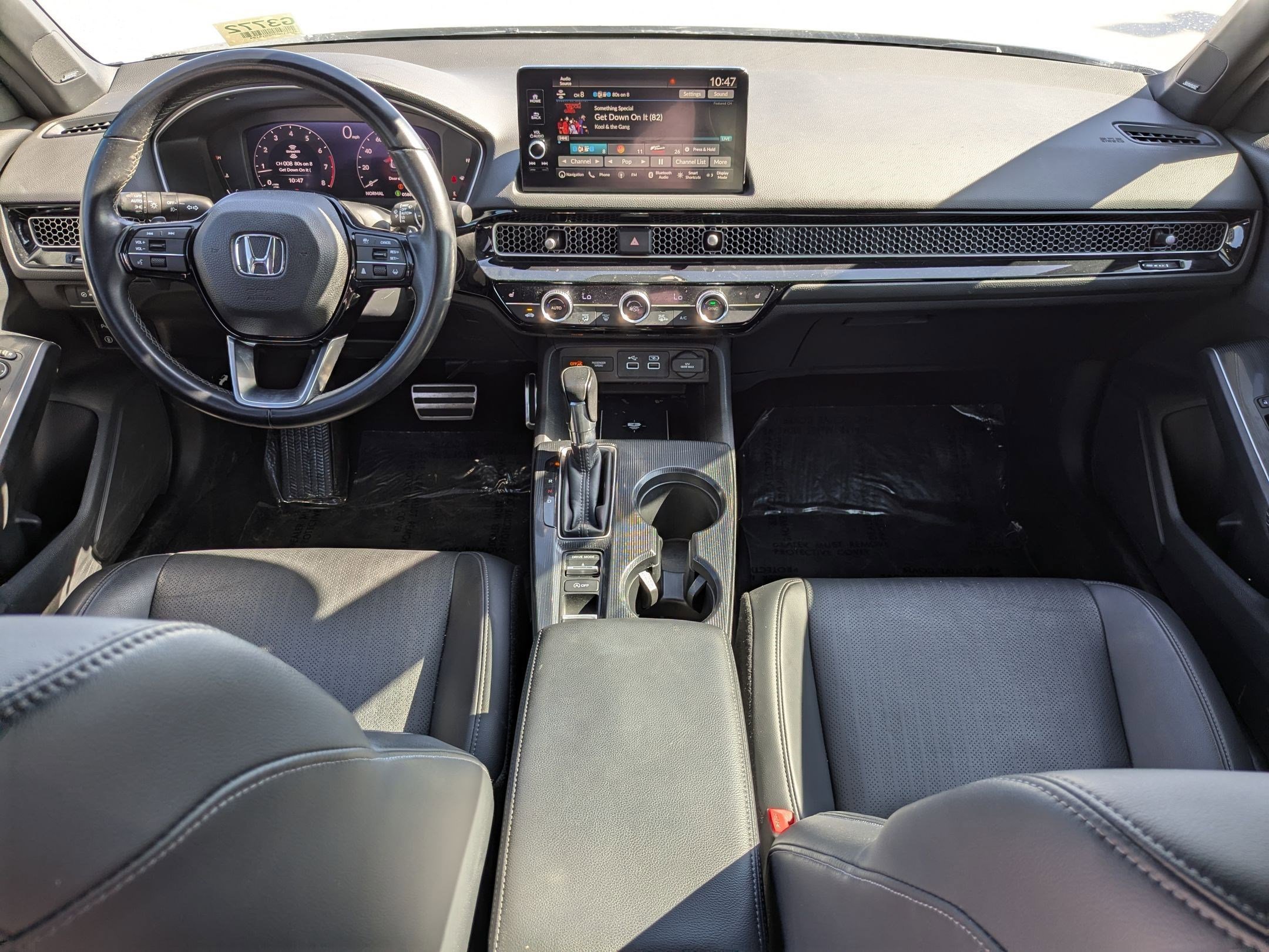 2022 Honda Civic Hatchback Sport Touring photo 19