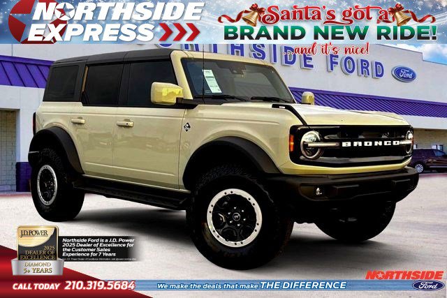 2025 Ford Bronco 4-Door Outer Banks's photo