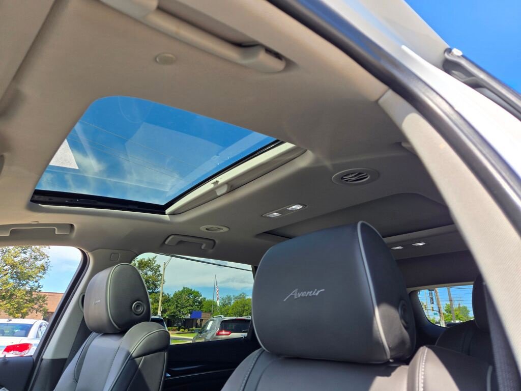 2021 Buick Enclave Avenir photo 15