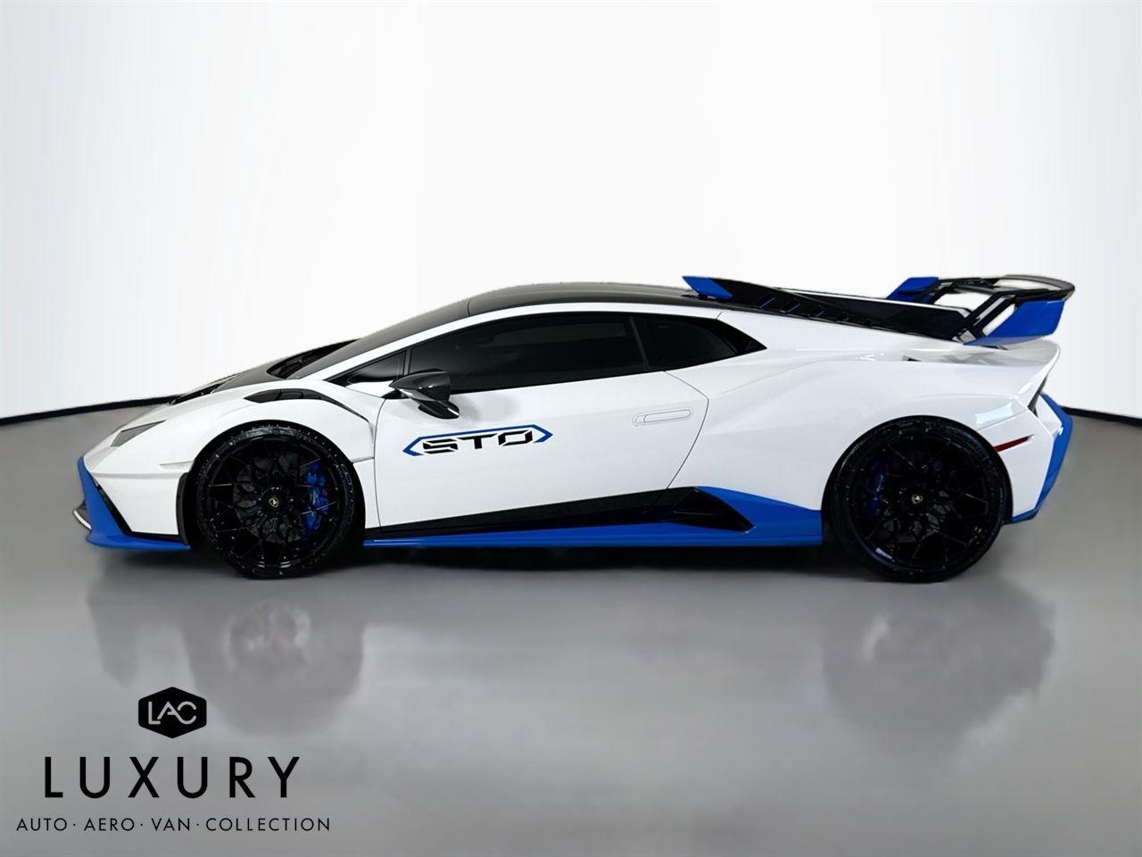 2023 Lamborghini Huracan STO STO photo 7
