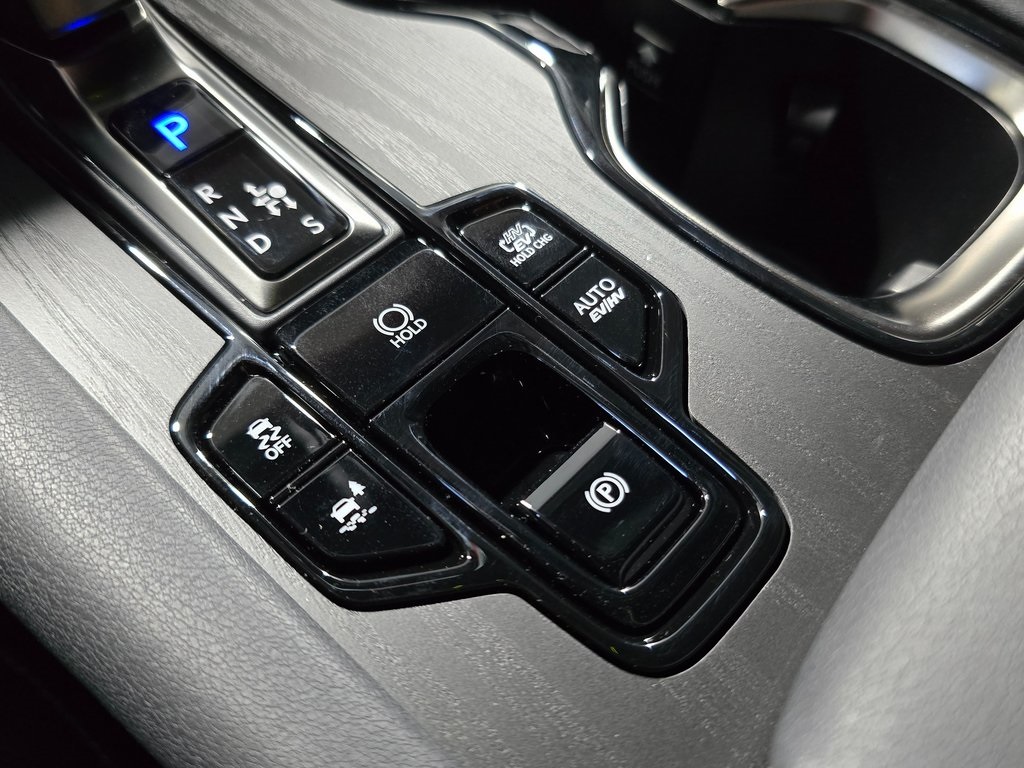2025 Lexus RX 450h+ Luxury photo 21