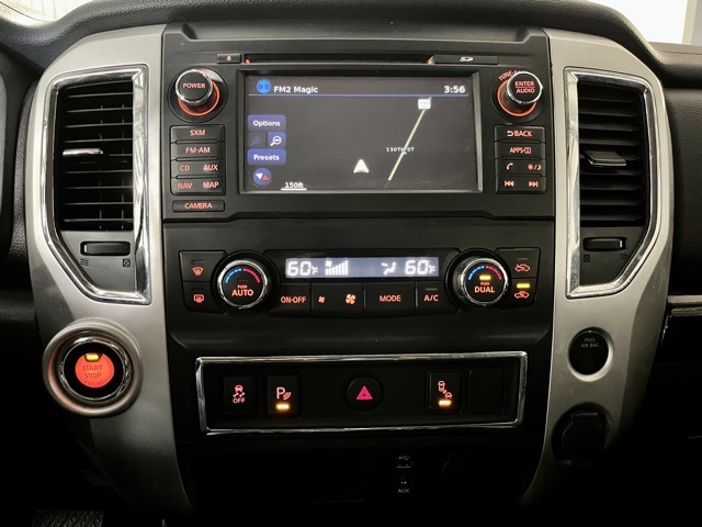 2018 Nissan Titan SV photo 11