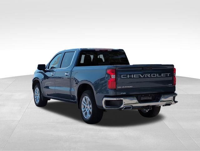 2024 Chevrolet Silverado 1500 LTZ photo 3
