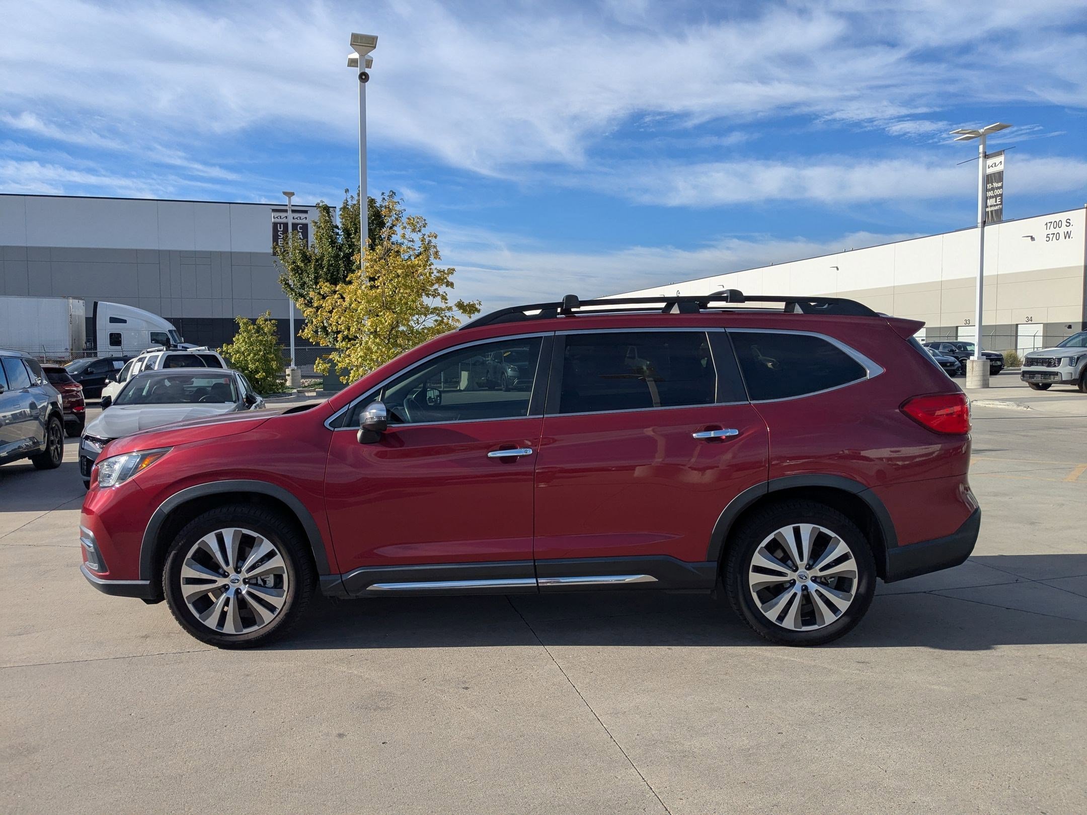 2022 Subaru Ascent Touring photo 2