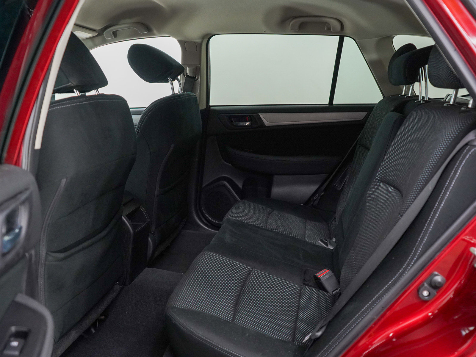 2017 Subaru Outback 2.5i Premium photo 16
