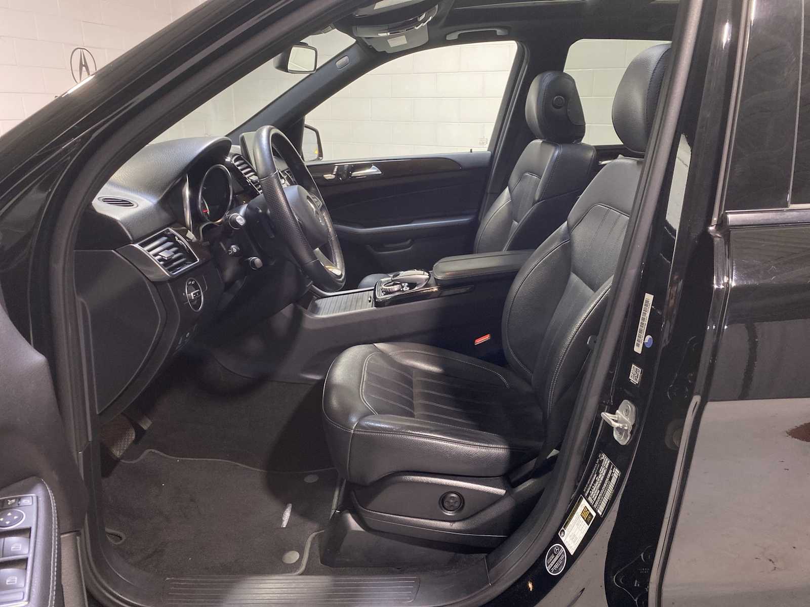 Used 2017 Mercedes-Benz GLE-Class GLE350 with VIN 4JGDA5HB1HA835530 for sale in Verona, NJ