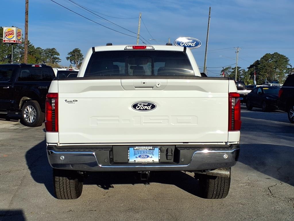 2025 Ford F-150 XLT photo 2