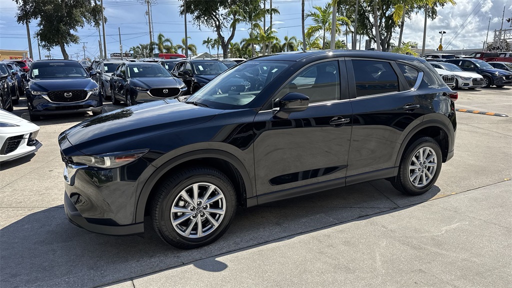2023 Mazda CX-5 2.5 S Preferred photo 10