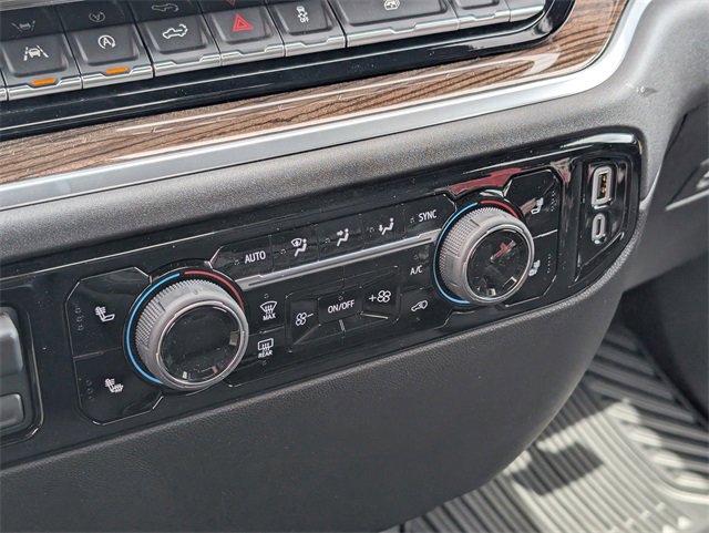2025 Chevrolet Silverado 1500 LT photo 31